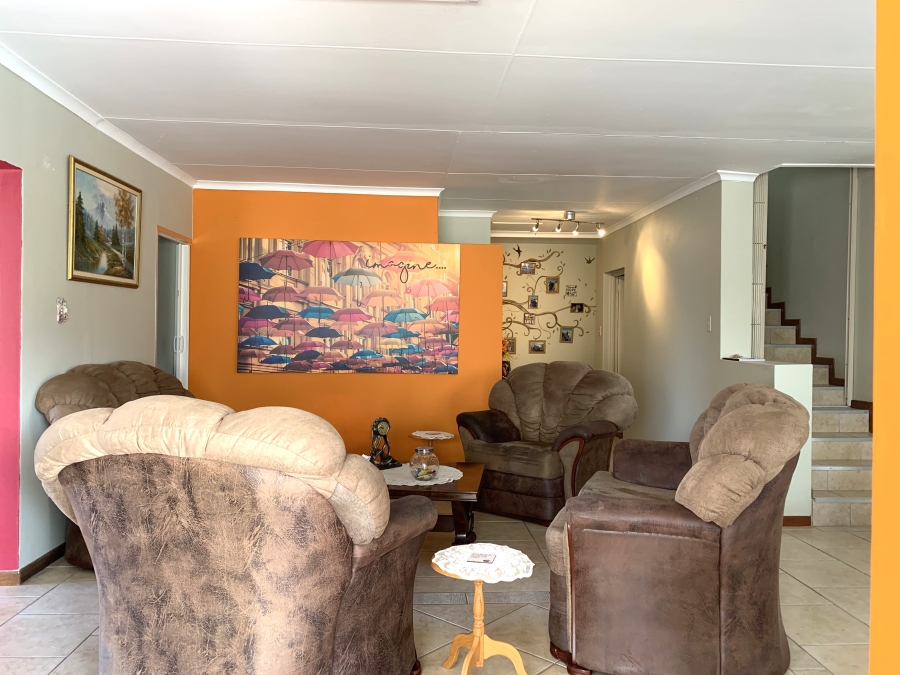 4 Bedroom Property for Sale in Wavecrest Eastern Cape